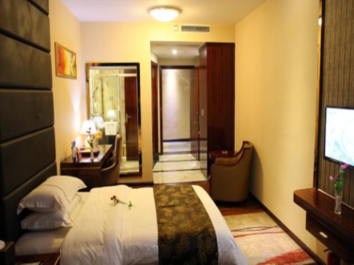 Lavande Hotel Wuhan Railway Station Ngoại thất bức ảnh