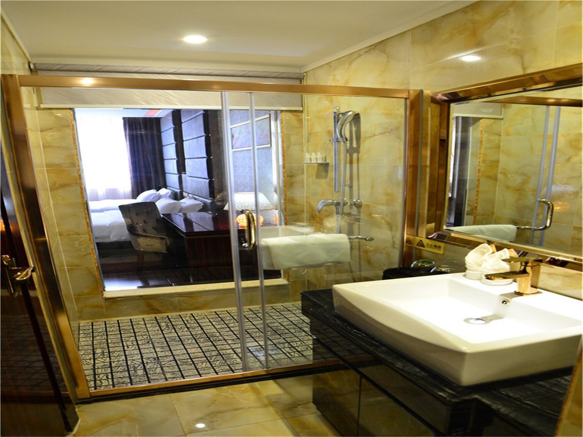Lavande Hotel Wuhan Railway Station Ngoại thất bức ảnh